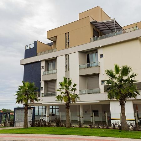 Estudio moderno no Campeche com piscina, perto da praia Florianópolis Esterno foto