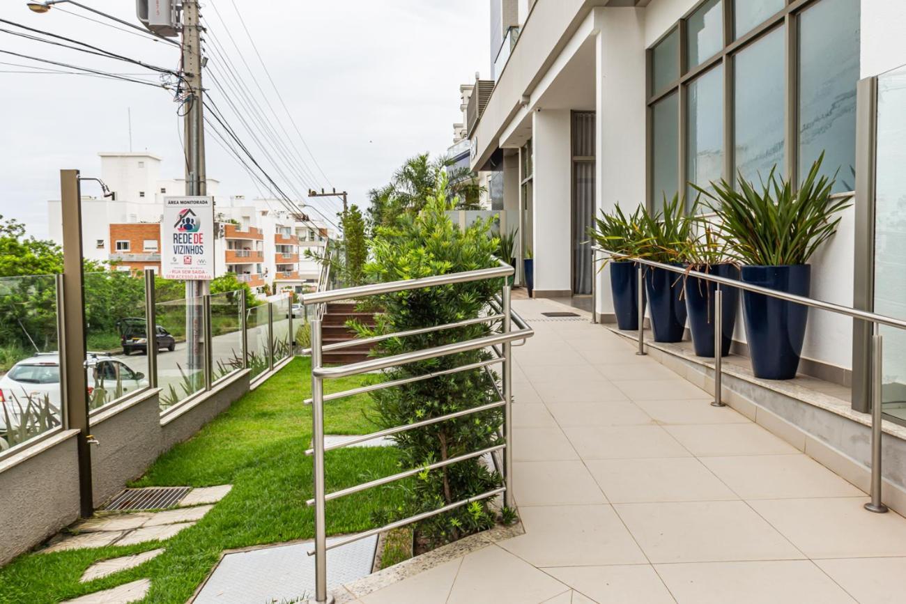 Estudio moderno no Campeche com piscina, perto da praia Florianópolis Esterno foto