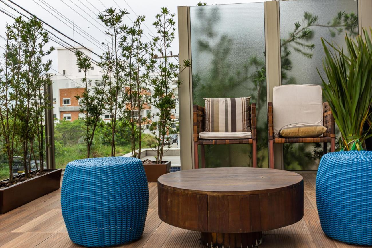 Estudio moderno no Campeche com piscina, perto da praia Florianópolis Esterno foto